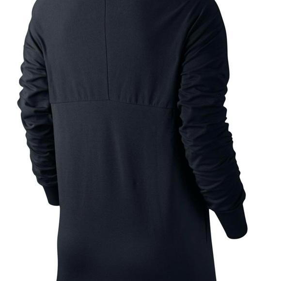 Nike Women's Twist Styled Wrap - Picture 4 of 6